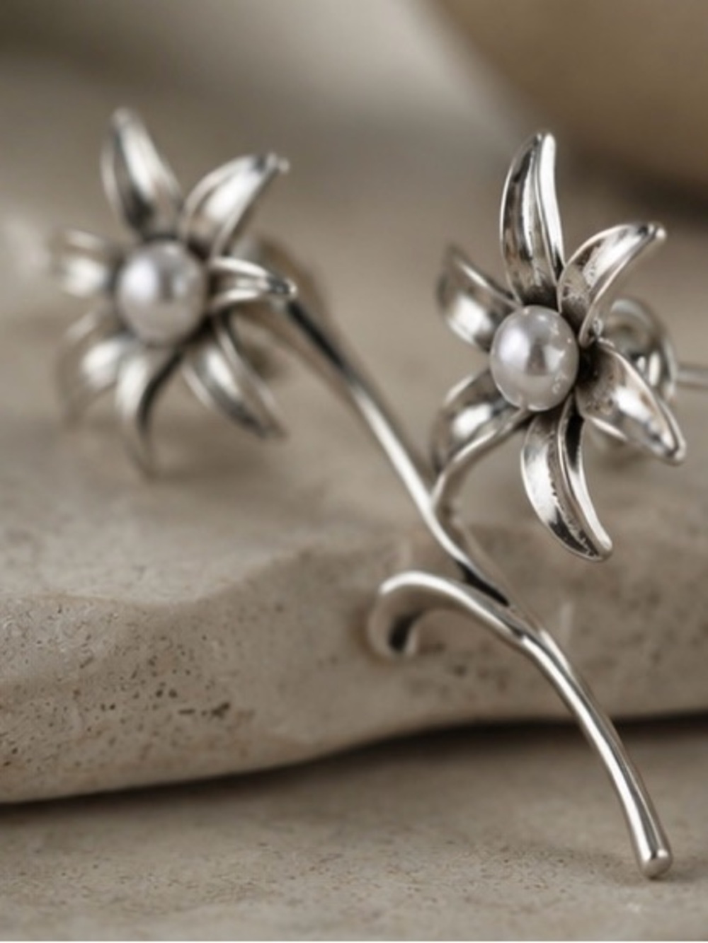 Elegant Pearl Flower Long Earrings